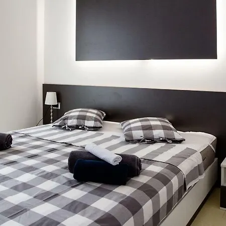 Petra Apartman *