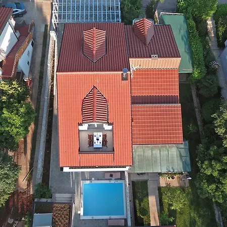 Petra Apartment