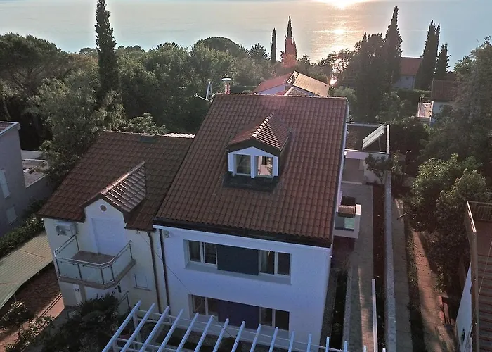 Petra * Njivice